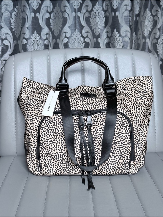 Aimee Kestenberg Handbags - Aimee Kestenberg “Lighten Up” Large Tote Bag in Cheetah Print and Black Leather
